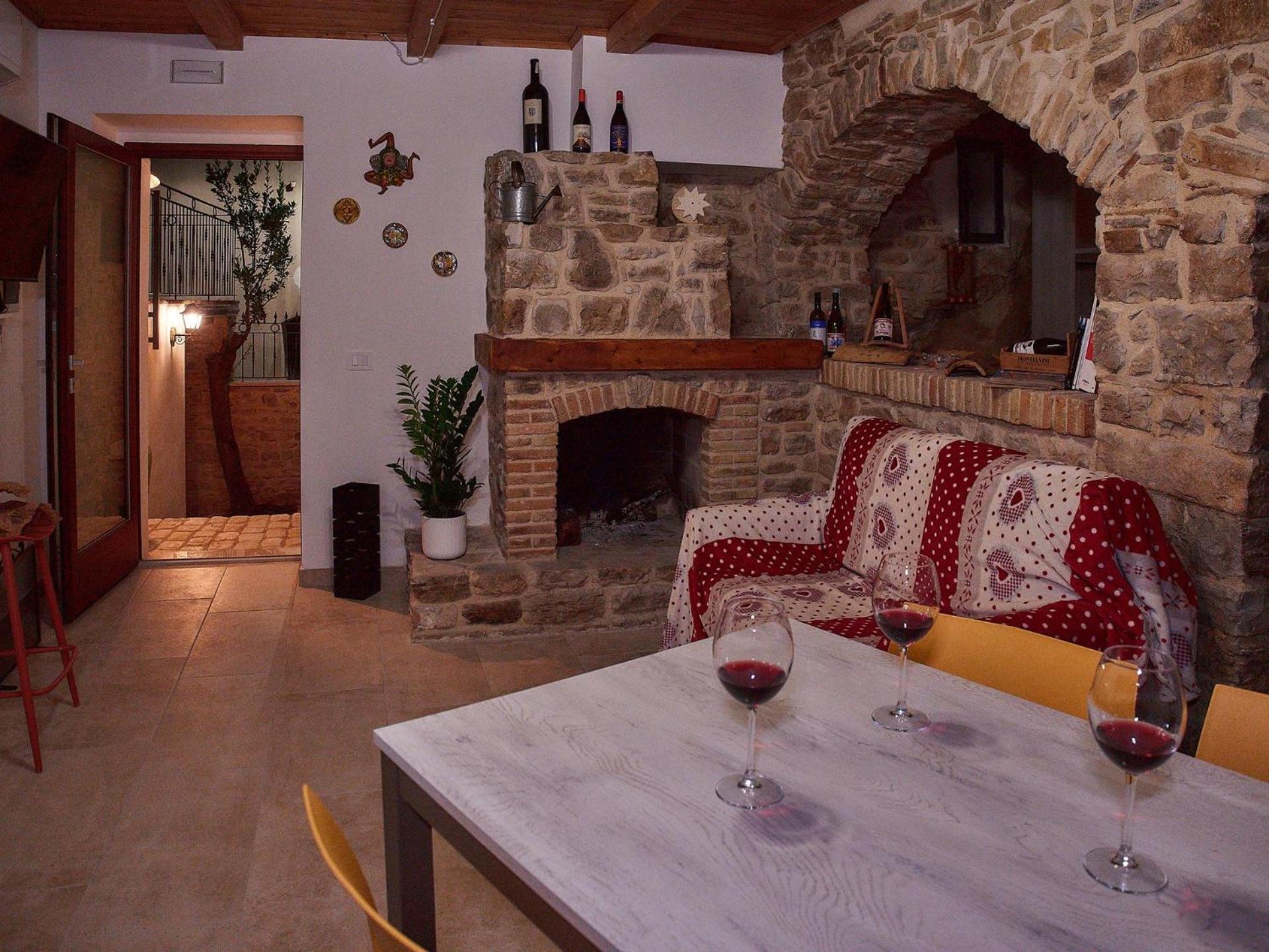 Il Cortiletto Del Borgo Bed and Breakfast Pietra Montecorvino Exteriör bild