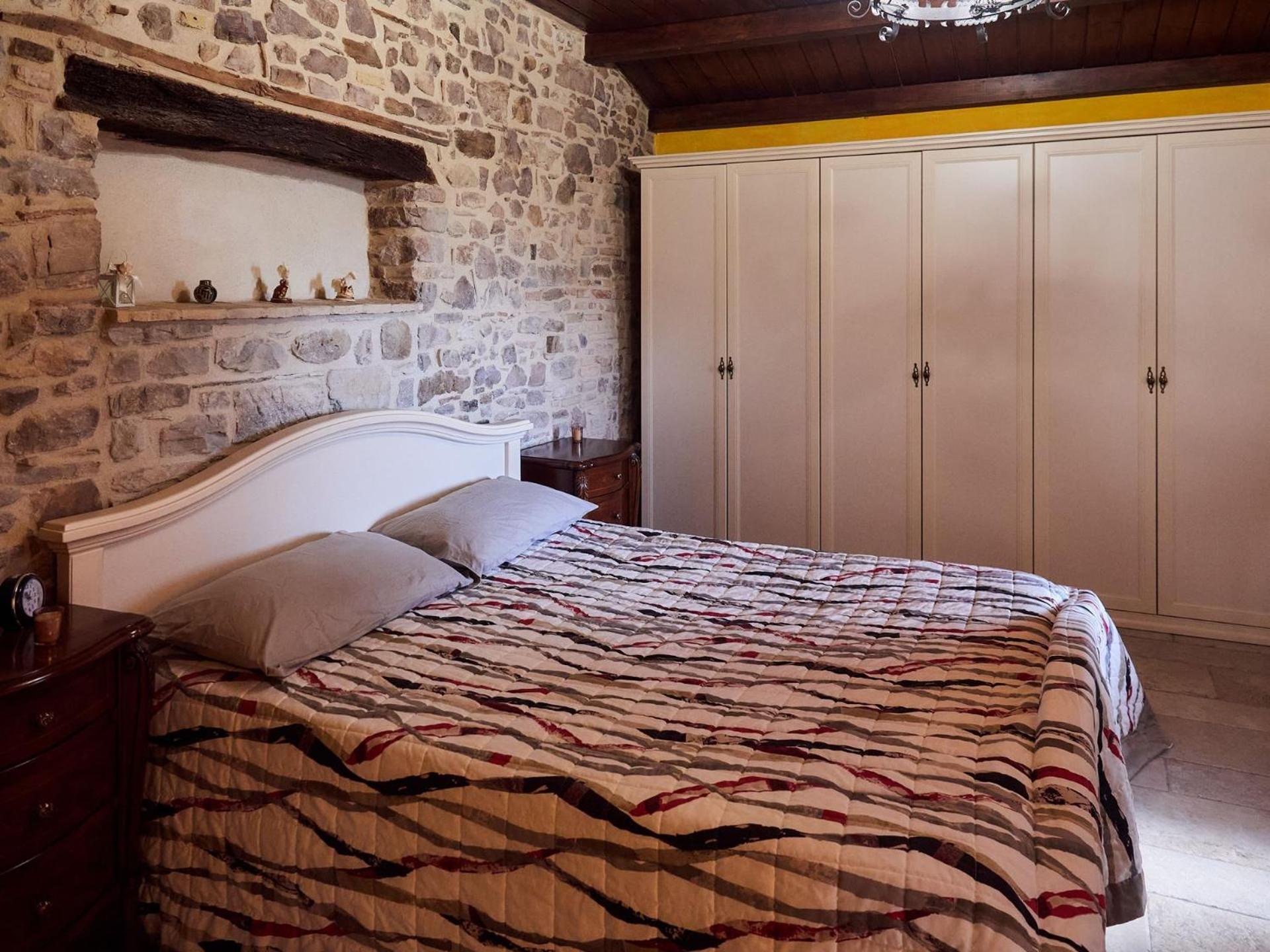 Il Cortiletto Del Borgo Bed and Breakfast Pietra Montecorvino Exteriör bild