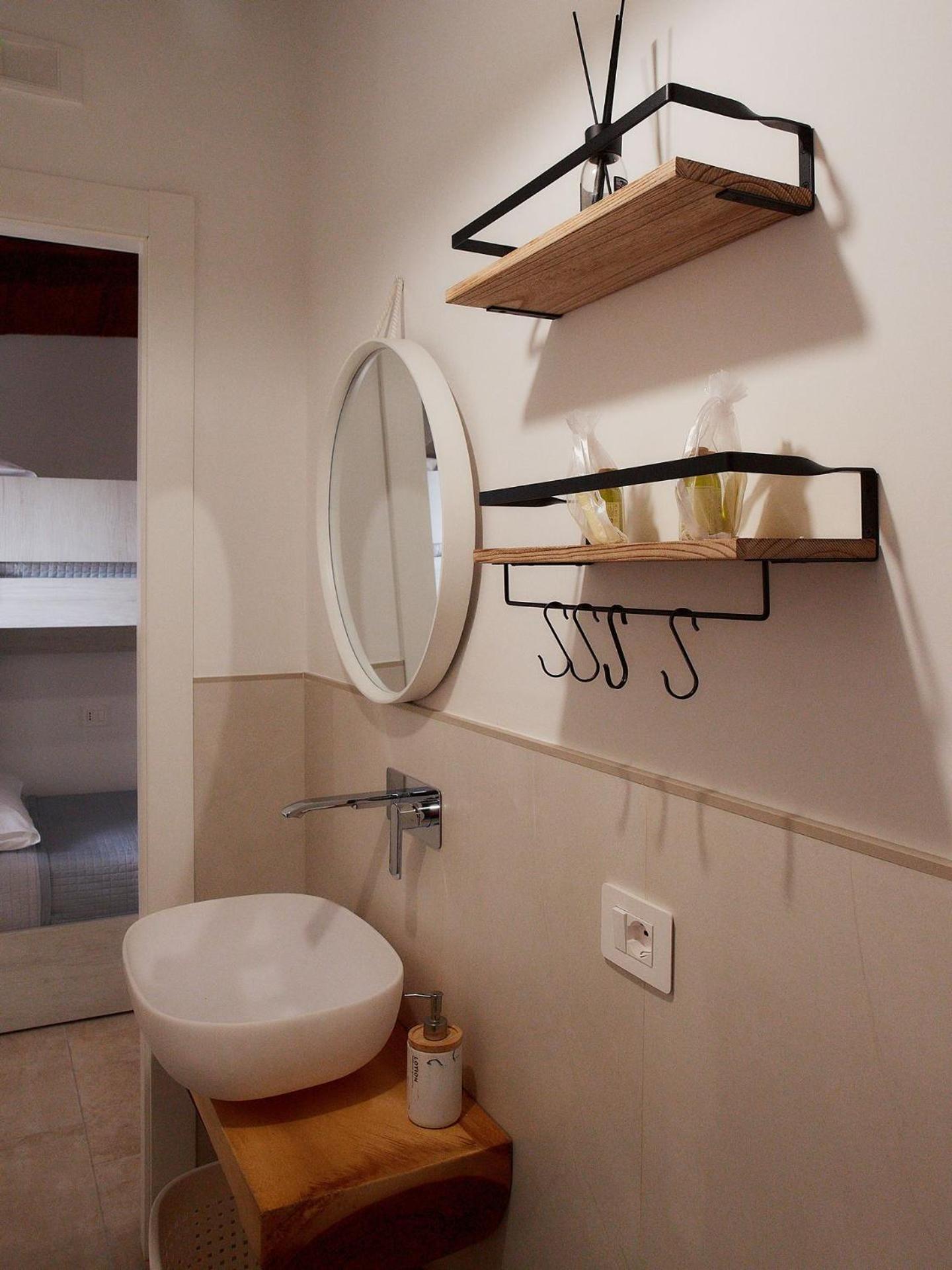 Il Cortiletto Del Borgo Bed and Breakfast Pietra Montecorvino Exteriör bild