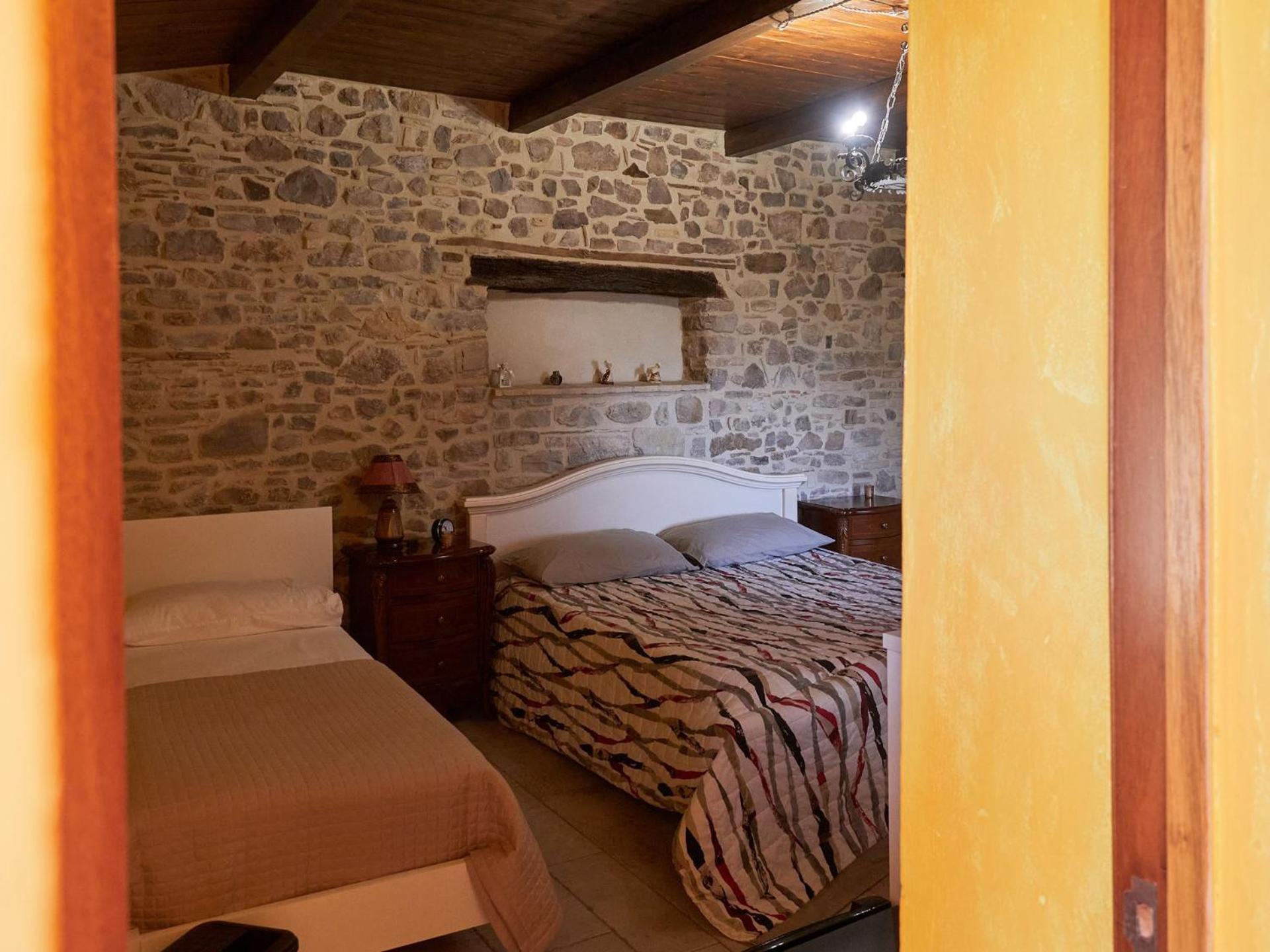 Il Cortiletto Del Borgo Bed and Breakfast Pietra Montecorvino Exteriör bild